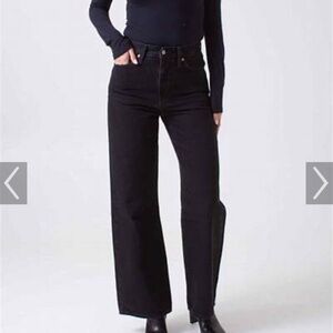 Black Levi wide leg cropped jeans